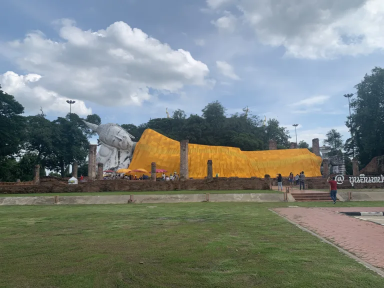พระศรีเมืองทองห่มผ้า (ปี 2567)