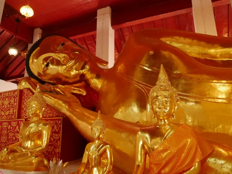 พระพุทธรูปปิดทอง (ปี 2562)