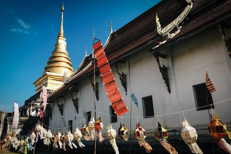 พระธาตุกับวิหาร (ปี 2560)