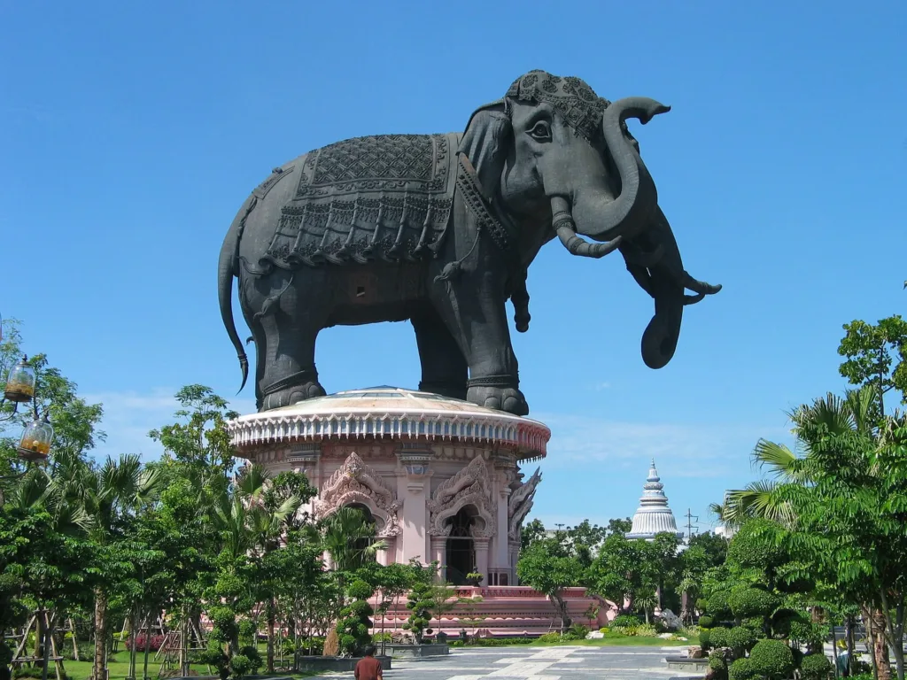 พิพิธภัณฑ์ช้างเอราวัณ