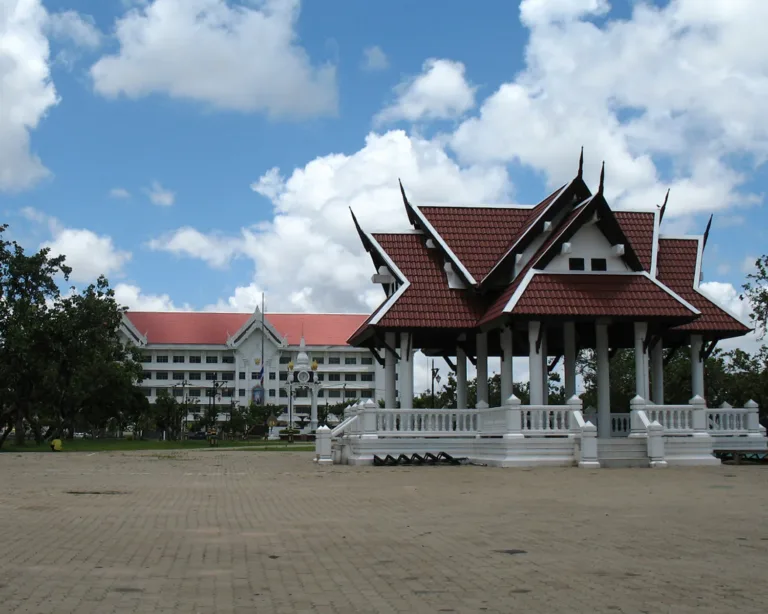 ศาลากลางจังหวัดร้อยเอ็ด (ปี 2550)