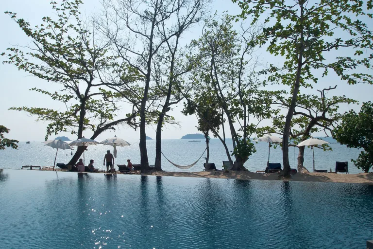 หาดคลองพร้าว ฝั่งตะวันตก
