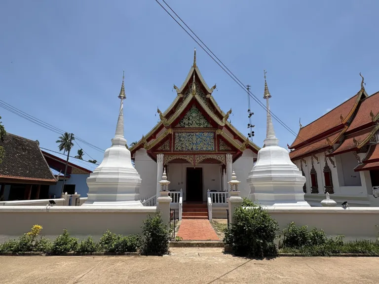 วัดท้องลับแล ที่พบตำนานพระเจ้ายอดคำทิพย์