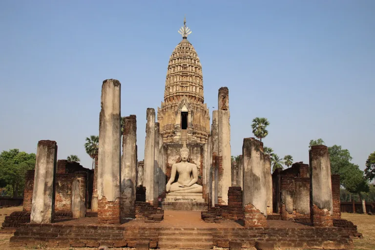 พระปรางค์และพระประธานวัดเชลียง (ปี 2562)
