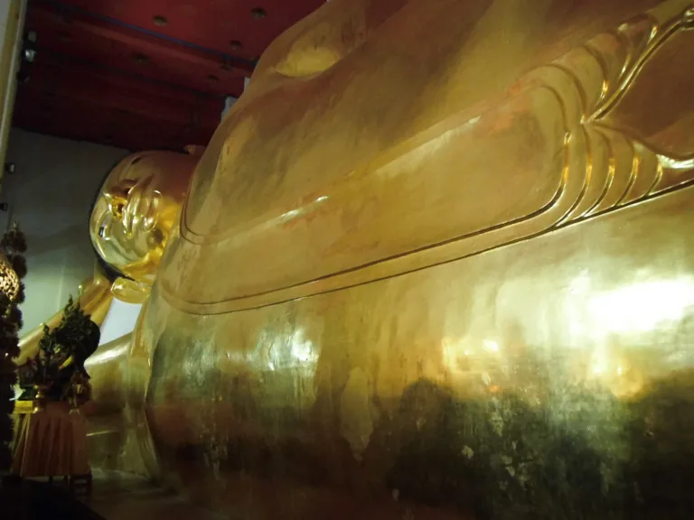 องค์พระนอนปิดทอง (ปี 2559)