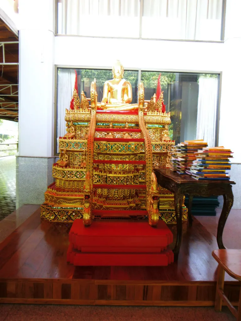 พระกาฬและพระแก้ว