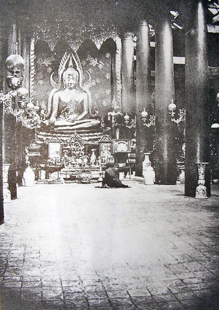 ภาพเก่าพระปรางค์วัดพระศรีรัตนมหาธาตุ พิษณุโลก