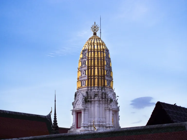พระปรางค์ประธาน
