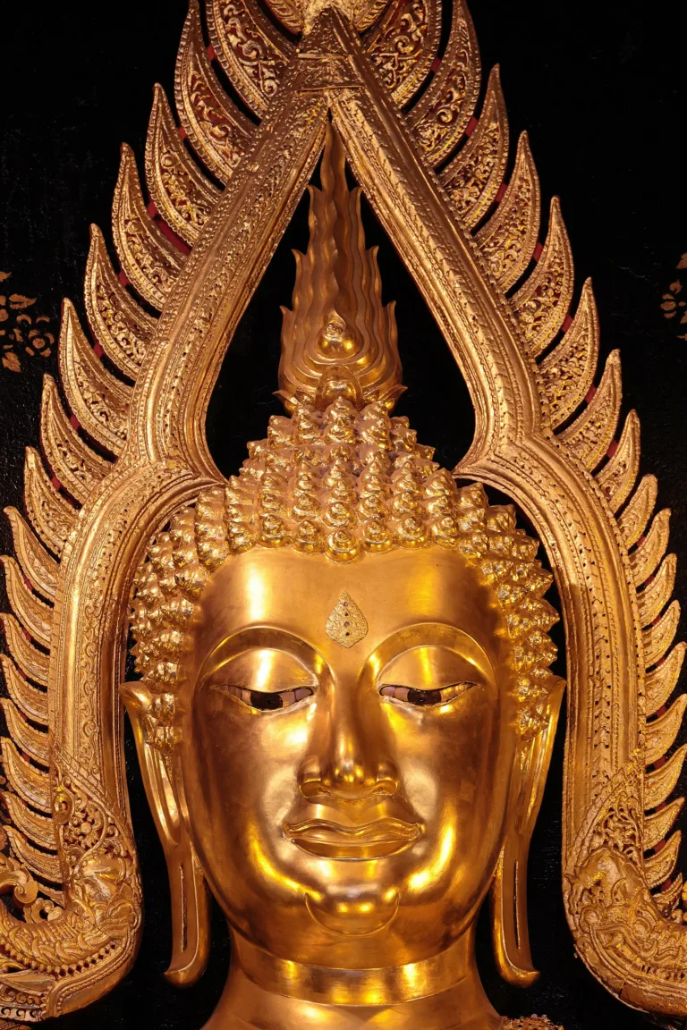 พระพักตร์พระพุทธชินราช