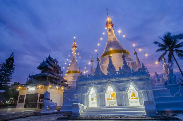 พระธาตุยามค่ำ (ปี 2556)